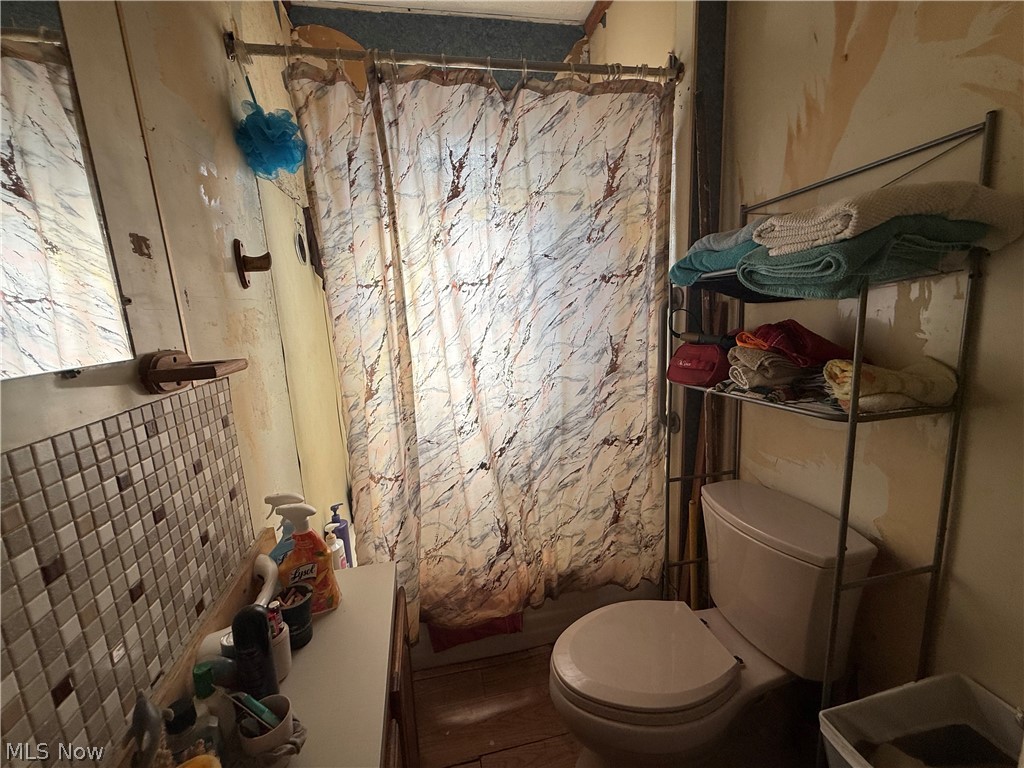 Rosser & Robinsons Add 01 - Residential