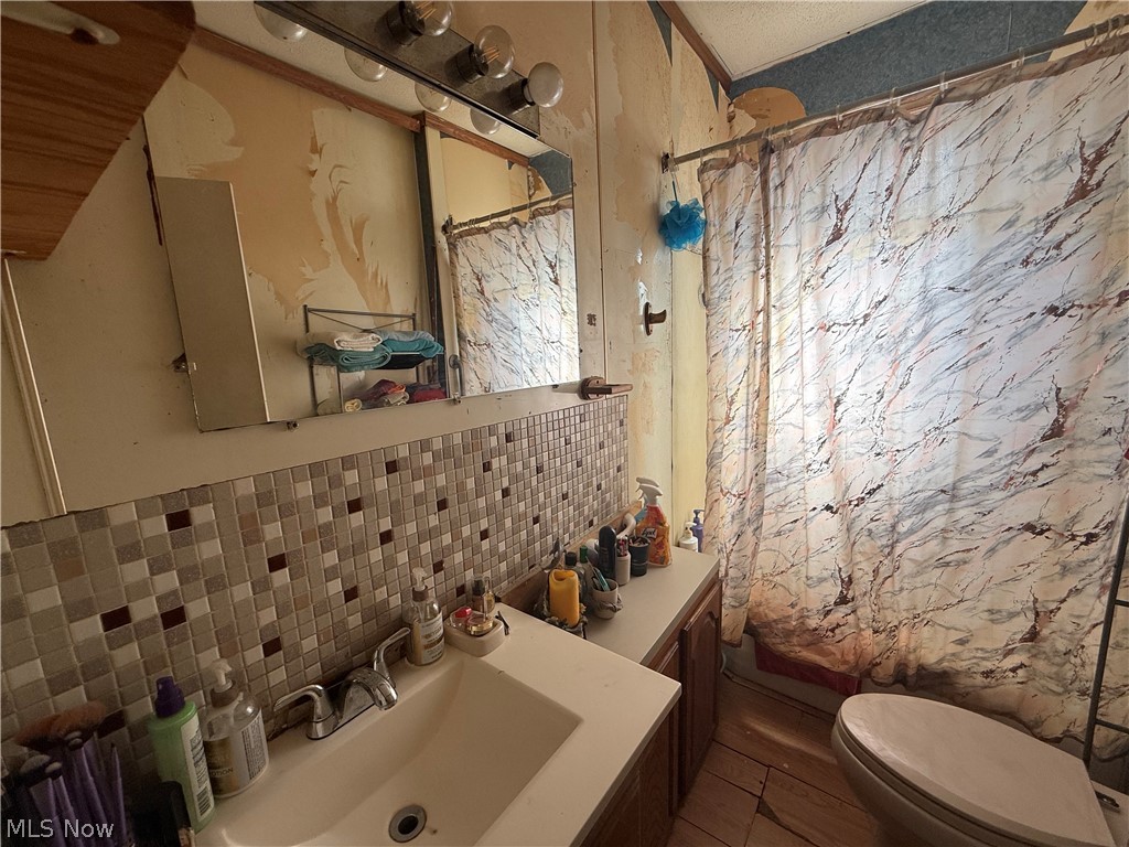 Rosser & Robinsons Add 01 - Residential