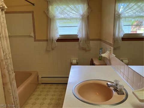 Tiny photo for 440 Medina Road, Lodi, OH 44254 (MLS # 5210624)