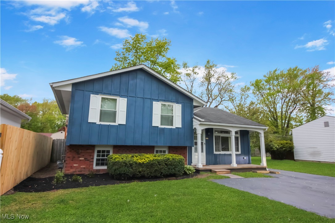 1658 Travers Road, Madison, Ohio image 1