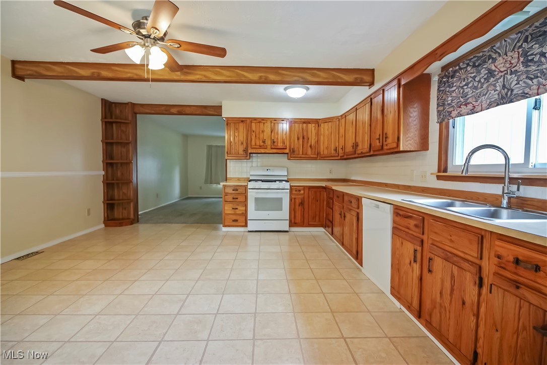 1658 Travers Road, Madison, Ohio image 12