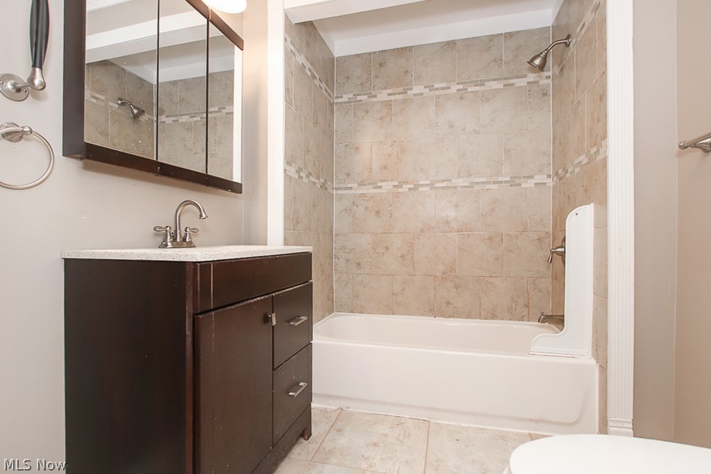 S H Kleinman Realty Cos Utopi - Residential Lease