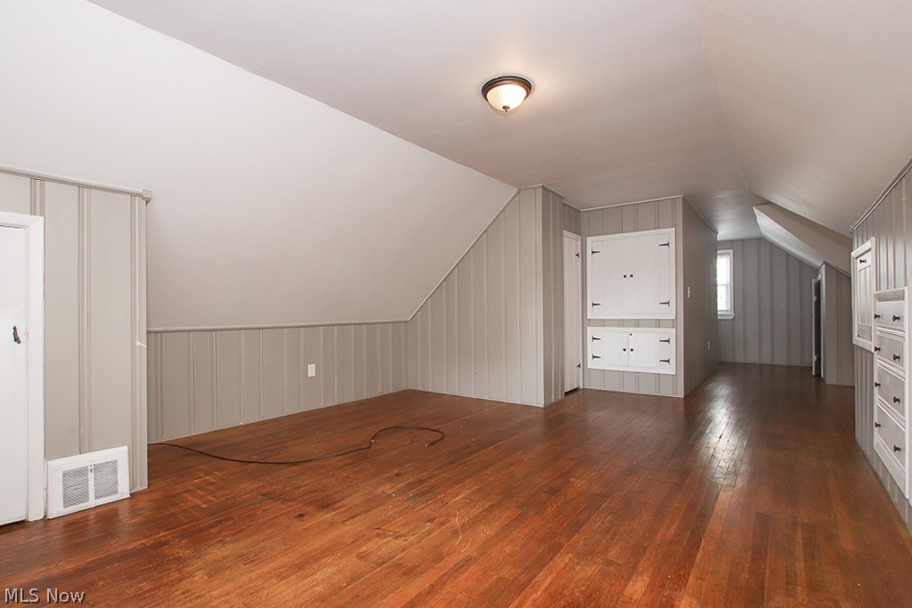 S H Kleinman Realty Cos Utopi - Residential Lease