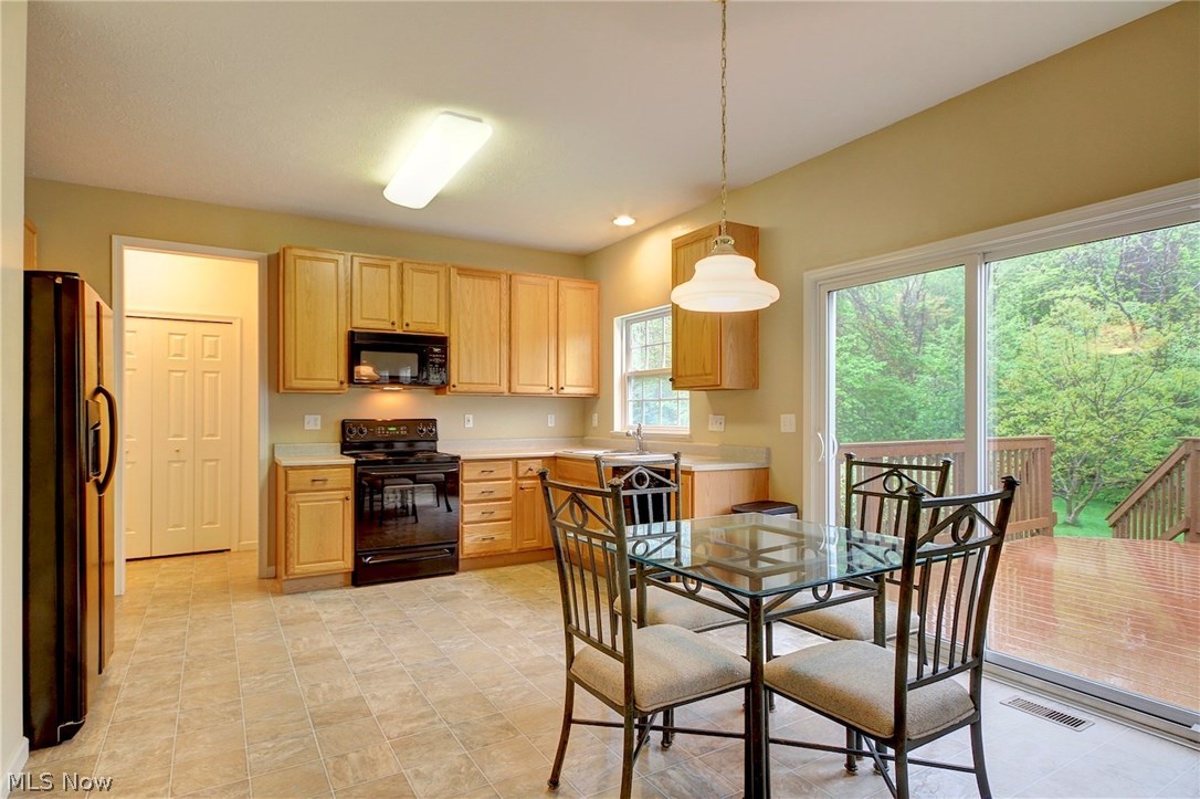 Meadow Lakes - Residential