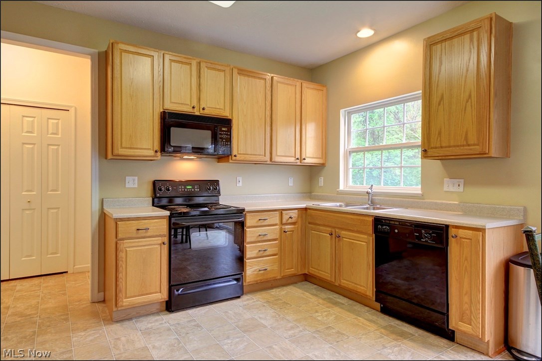 Meadow Lakes - Residential