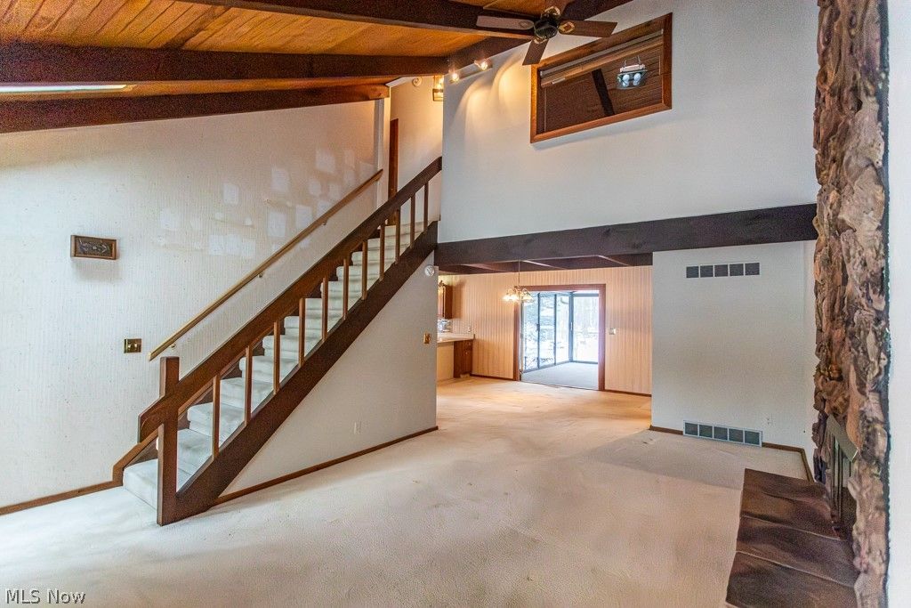 Photo of 303 Russell Avenue, Cortland, OH 44410 (MLS # 5188457)