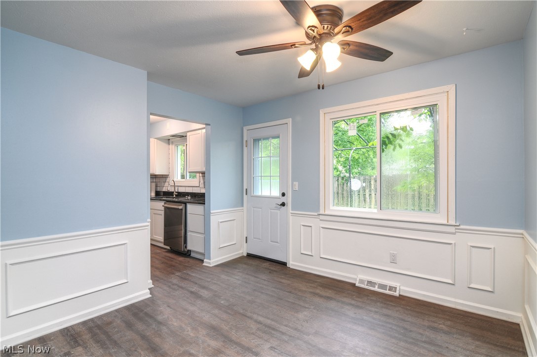 Regal Arms Condo - Residential