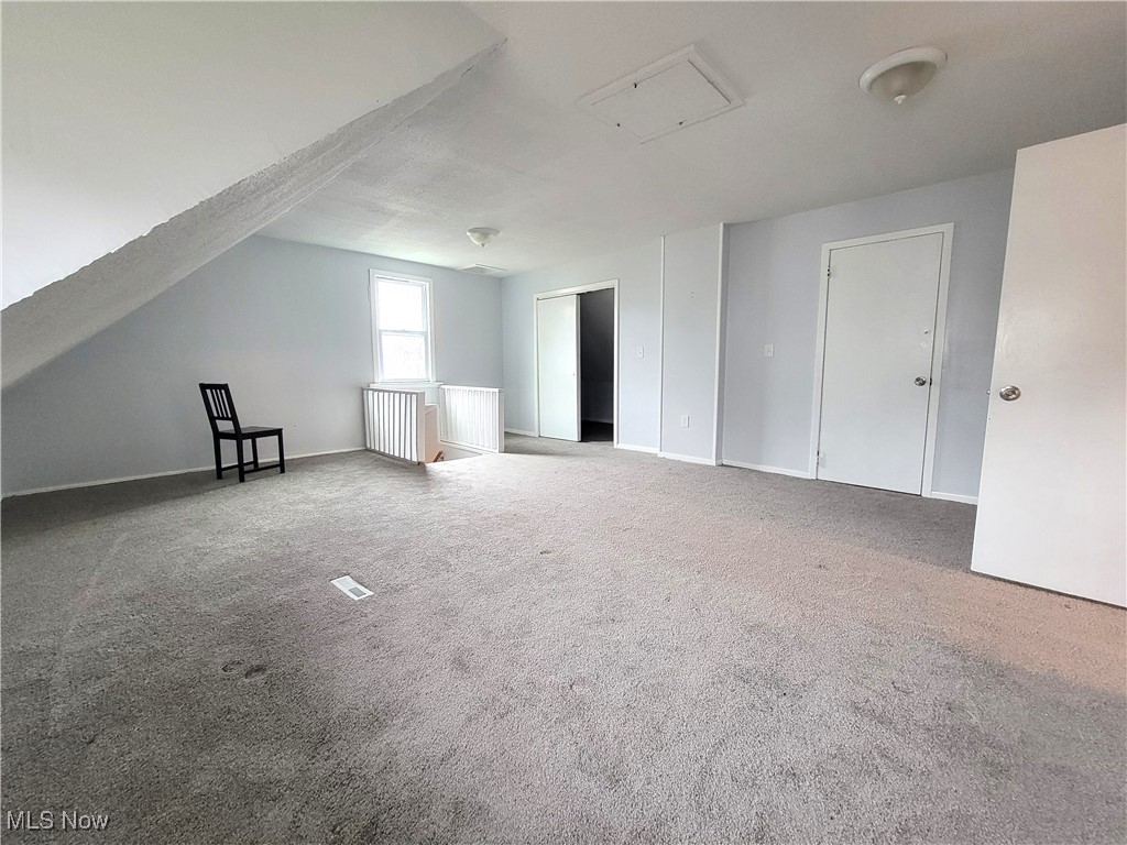 3302 E 105th Street, Cleveland, Ohio image 8