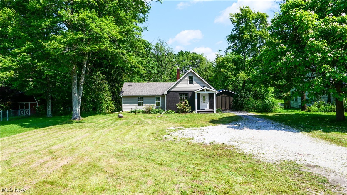 928 Tibbetts Wick Road, Girard, Ohio image 1