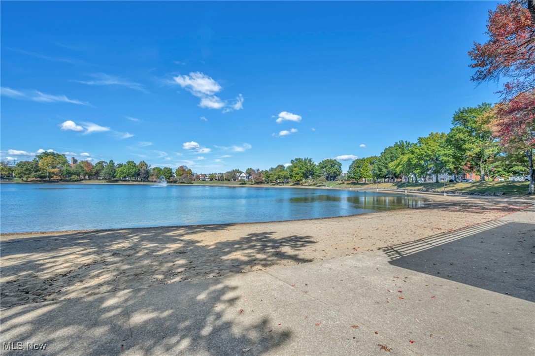 Barberton - Commercial Sale