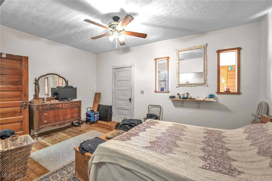 Barberton - Commercial Sale