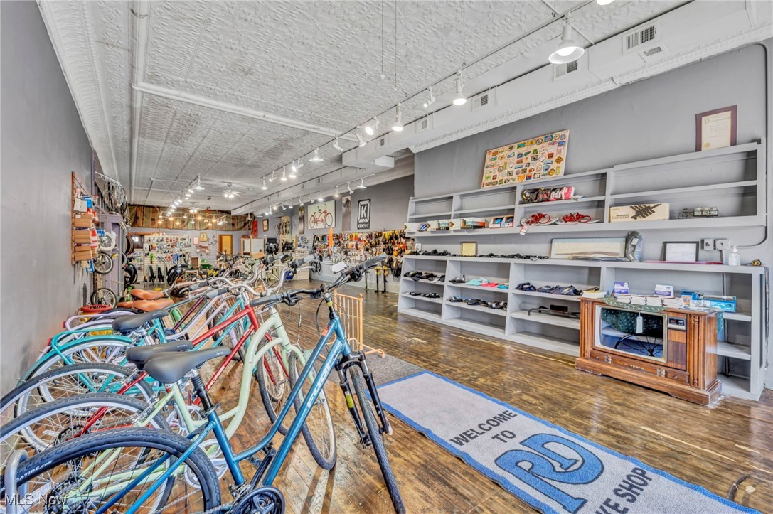 Barberton - Commercial Sale