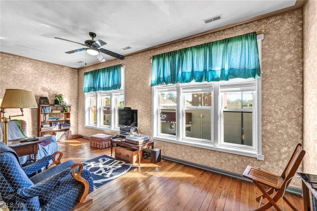 Barberton - Commercial Sale