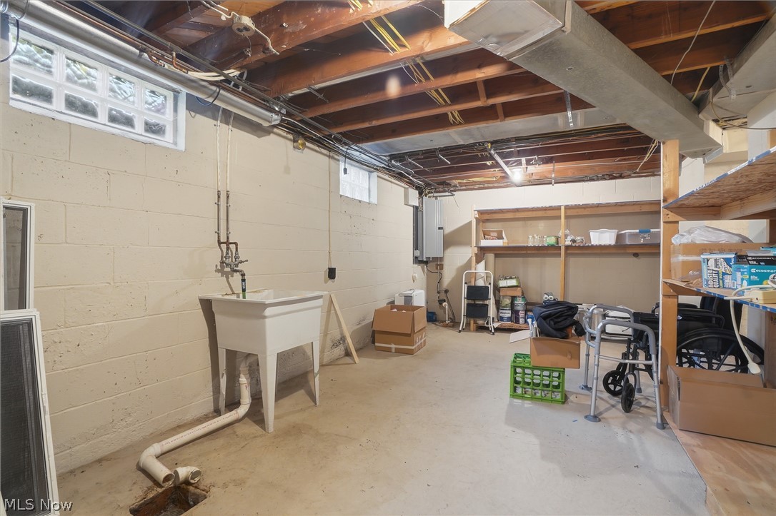 Cherry Vly Iron Works Add - Residential