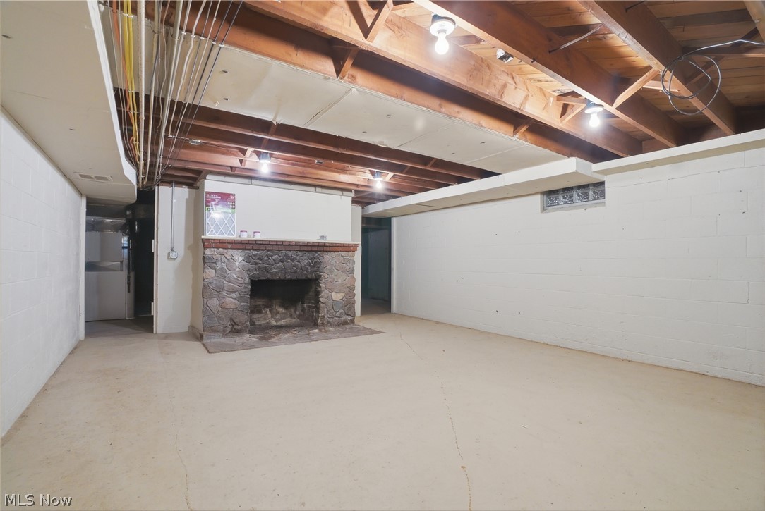 Cherry Vly Iron Works Add - Residential