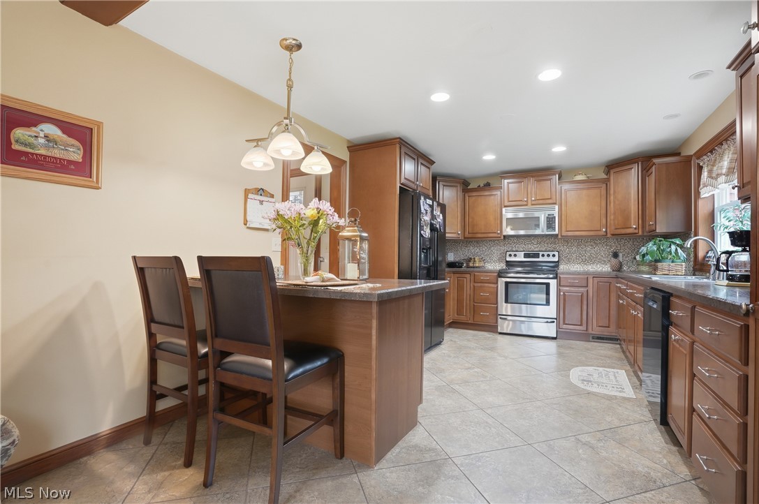 Cherry Vly Iron Works Add - Residential
