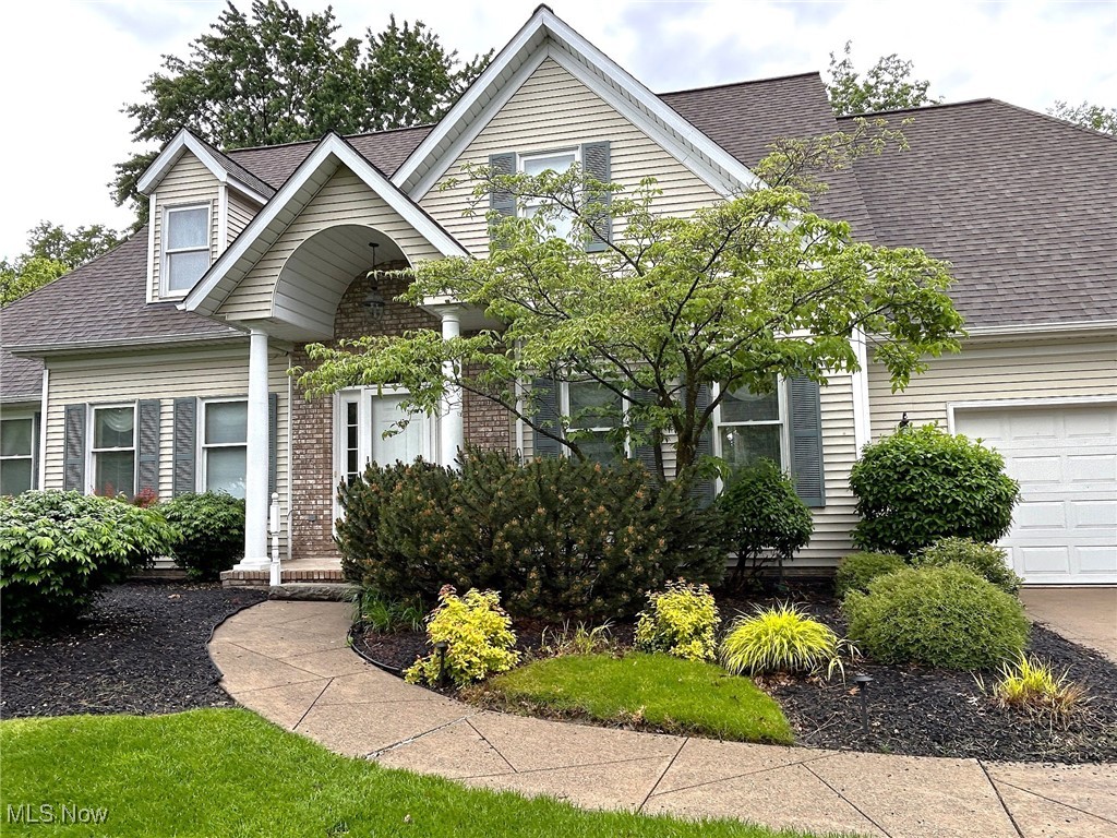 592 Charles Place