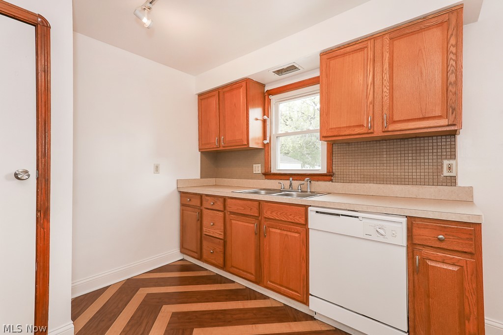 Kuchle - Residential Lease