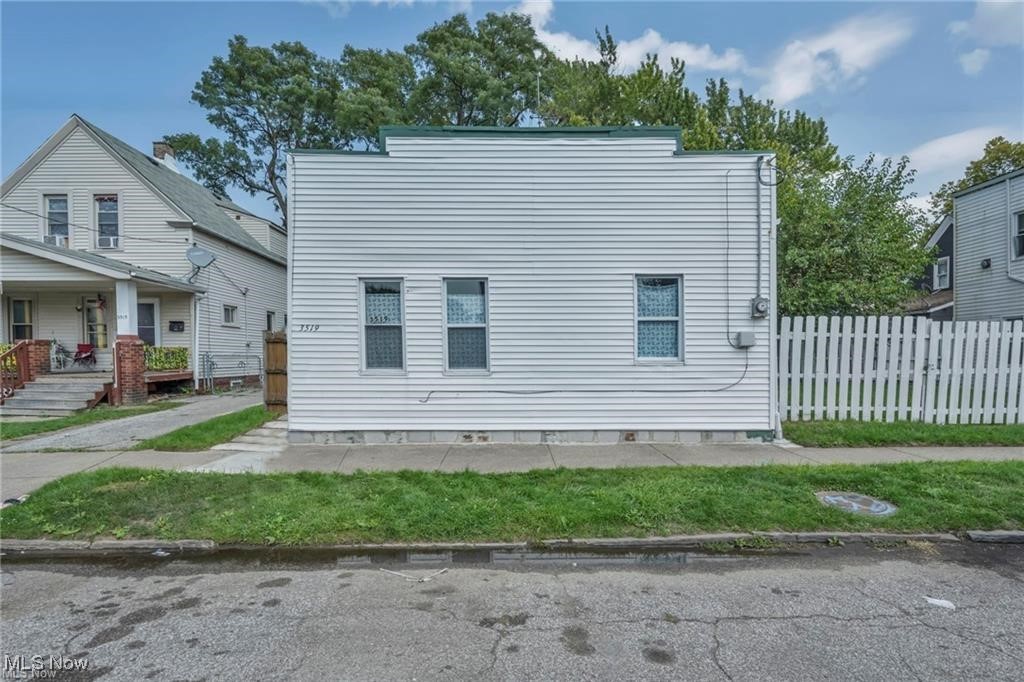 3519 W 46th Street, Cleveland, Ohio image 2