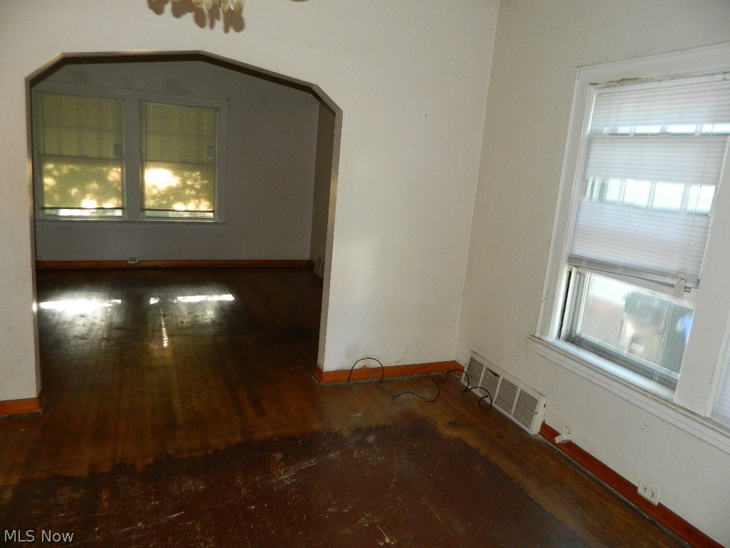 Denison-98th Street - Residential