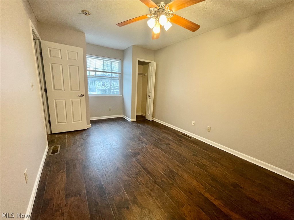 Villas/Woodhaven - Residential