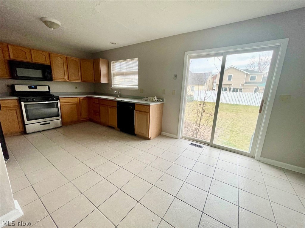 Villas/Woodhaven - Residential