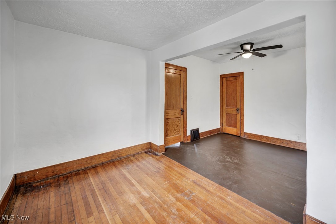 317 W 31st Street, Lorain, Ohio image 5