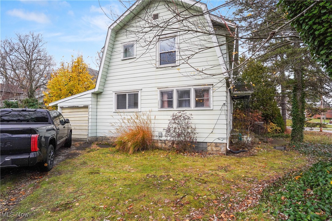 1627 Hillside Terrace, Akron, Ohio image 33