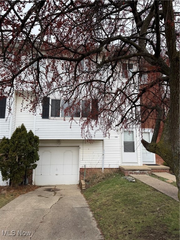 1002 Cornell Court, Painesville, Ohio image 1