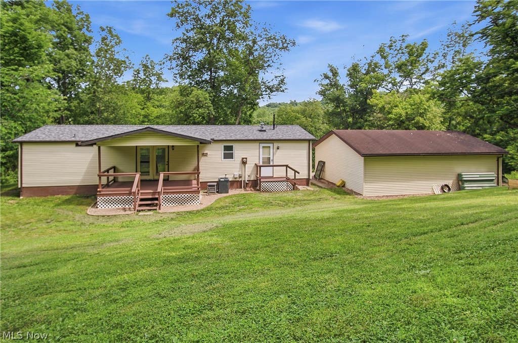 Photo of 18850 Harl Weiller Road, Caldwell, OH 43724 (MLS # 5222881)