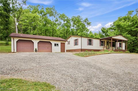 Photo of 18850 Harl Weiller Road, Caldwell, OH 43724 (MLS # 5222881)