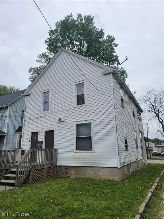 Photo 1 of 15 — 303 Fountain Street, Akron, OH 44306