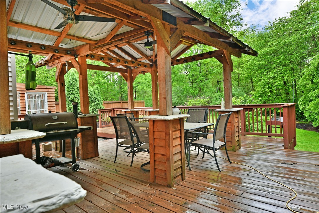 8276 Kenyon Drive, Warren, Ohio image 44