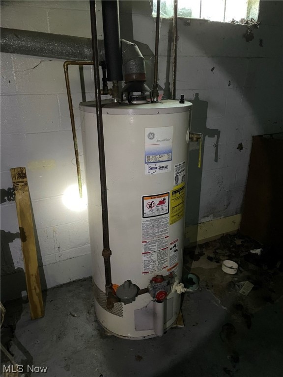 Hiram Lake - Residential