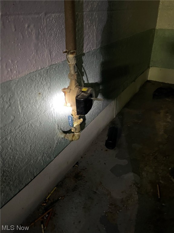 Hiram Lake - Residential