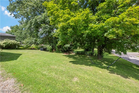 Tiny photo for 537 Coolman Avenue, Ravenna, OH 44266 (MLS # 5239479)