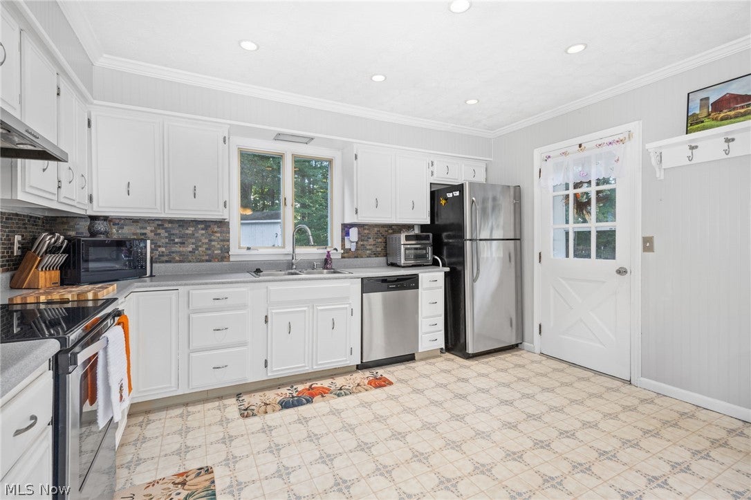 574 Township Road 101