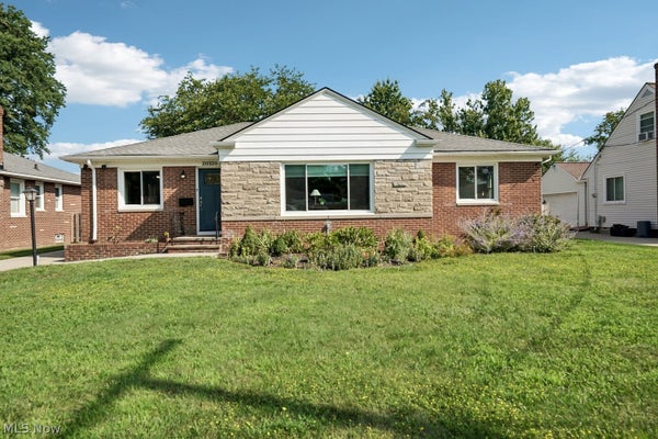 20320 GLENDALE DR, ROCKY RIVER, OH 44116 - Image d7fd357ceb851cd91bdbe0db61b70cb5/1617227995