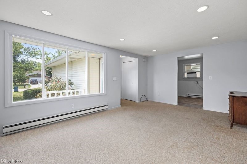 Williamsburg Heights 06 - Residential