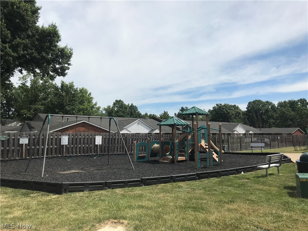 Big Turtle 02 Condo 02 - Residential