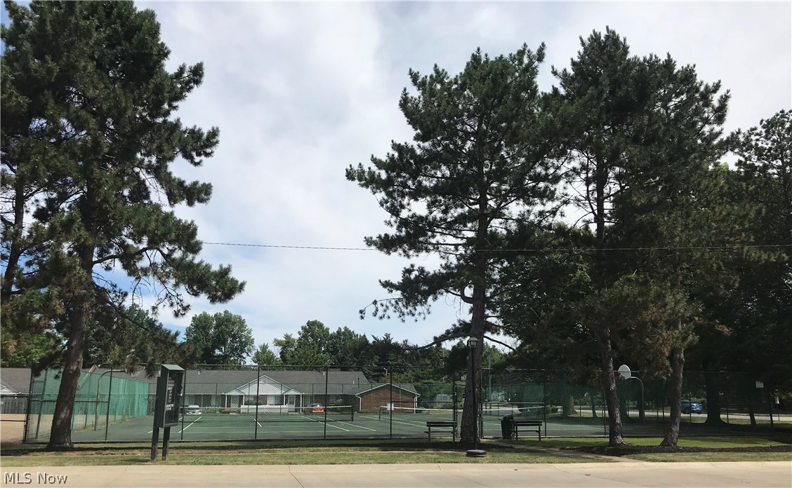 Big Turtle 02 Condo 02 - Residential