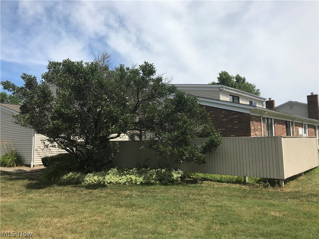 Big Turtle 02 Condo 02 - Residential