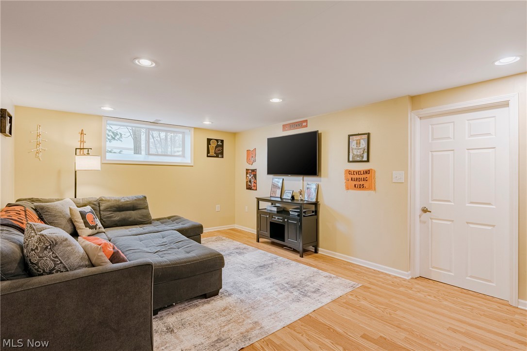 Ridge Road 02 - Residential