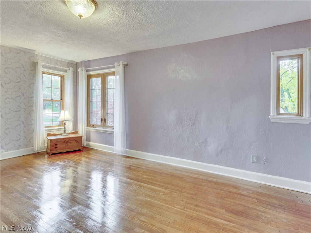 Market Ave Heights 01 - Residential