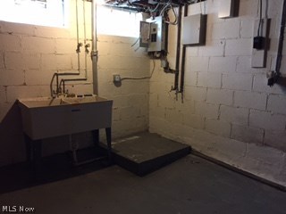 Meadowbrook 01 - Residential Lease