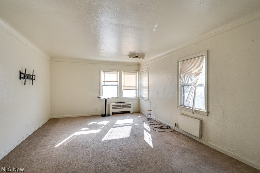 2824-2826 E 130th Street