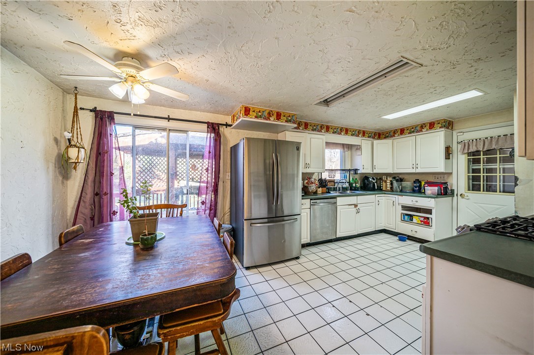 Broadwood Hill 02 - Residential