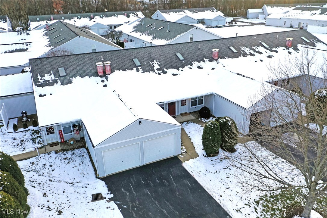 Lake Pointe Condo - Residential