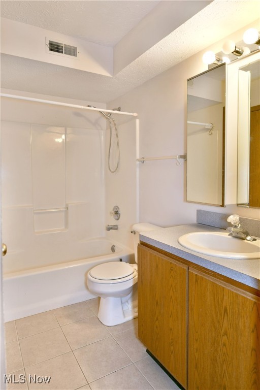 Lake Pointe Condo - Residential