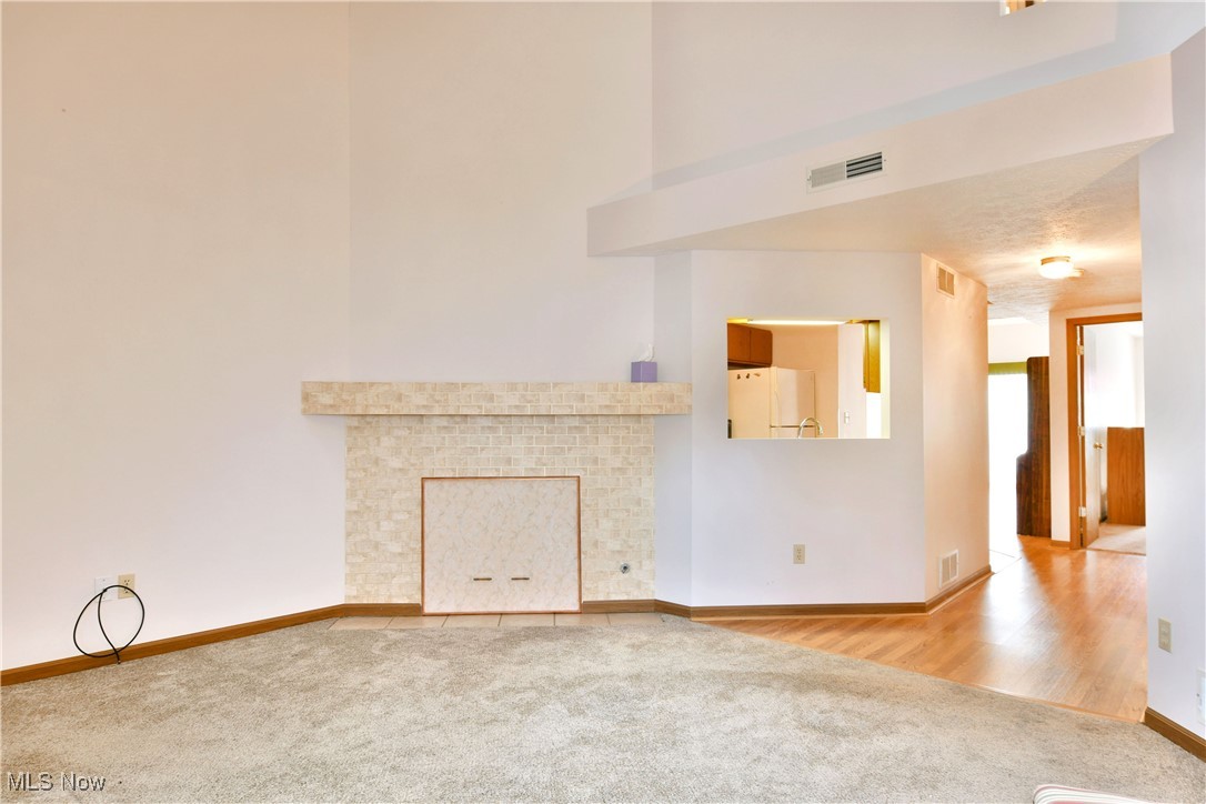 Lake Pointe Condo - Residential